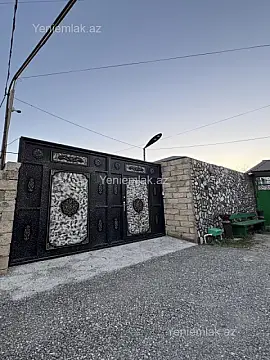 Satılır 4 otaqlı həyət evi 160 m²