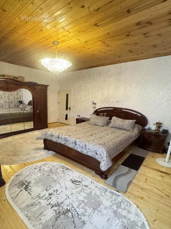 Satılır 4 otaqlı həyət evi 160 m²