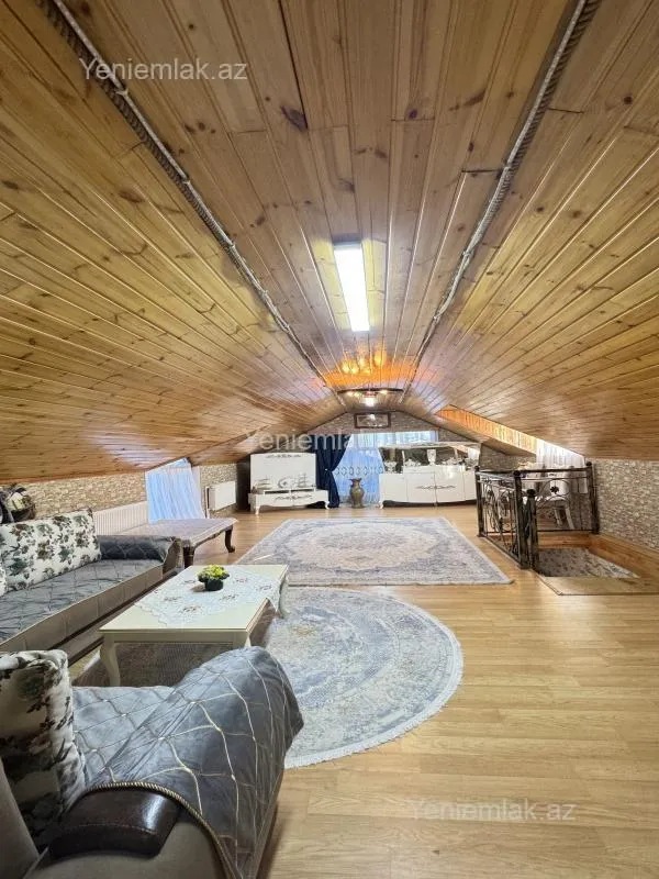 Satılır 4 otaqlı həyət evi 160 m²