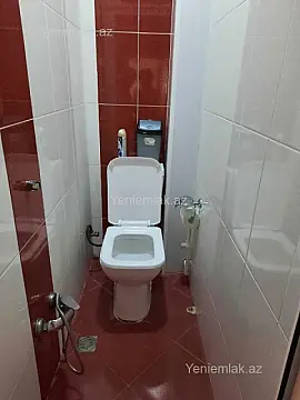 Satılır 2 otaqlı köhnə tikili 55 m²