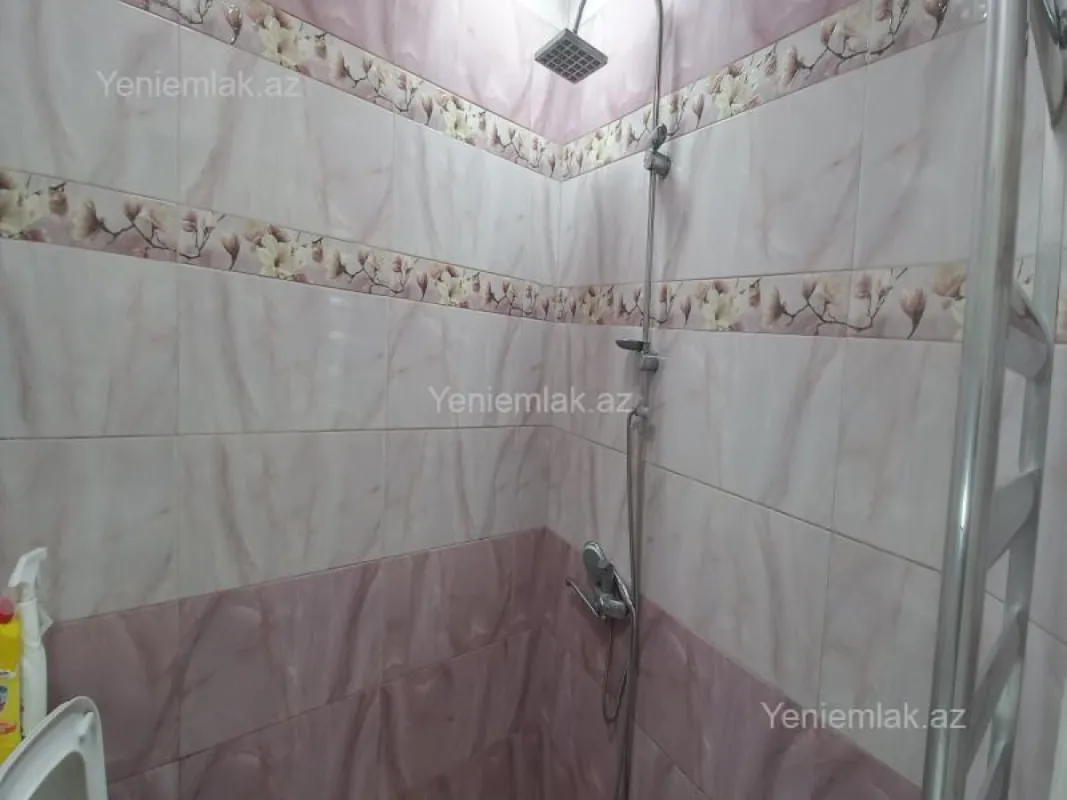 Satılır 2 otaqlı yeni tikili 61 m²