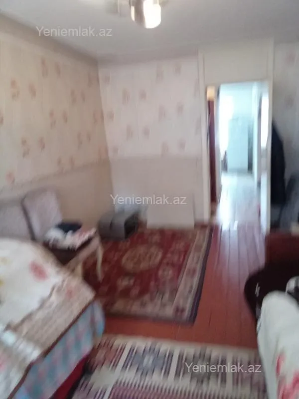 Satılır 3 otaqlı köhnə tikili 70 m²