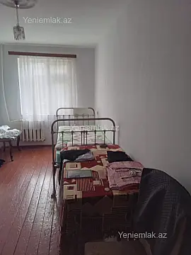 Satılır 3 otaqlı köhnə tikili 70 m²