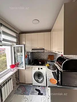 Satılır 2 otaqlı köhnə tikili 50 m²