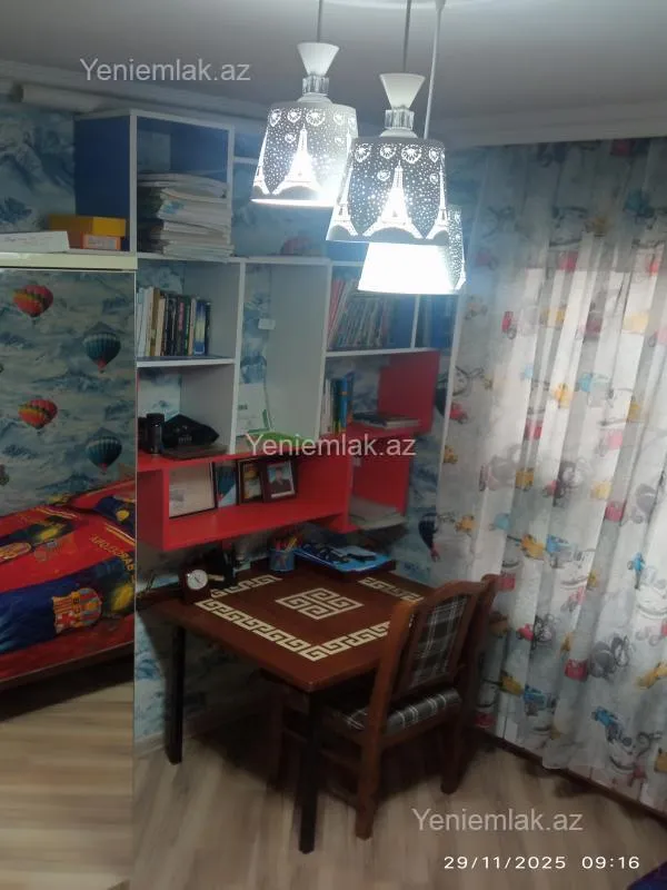 Satılır 4 otaqlı köhnə tikili 88.8 m²