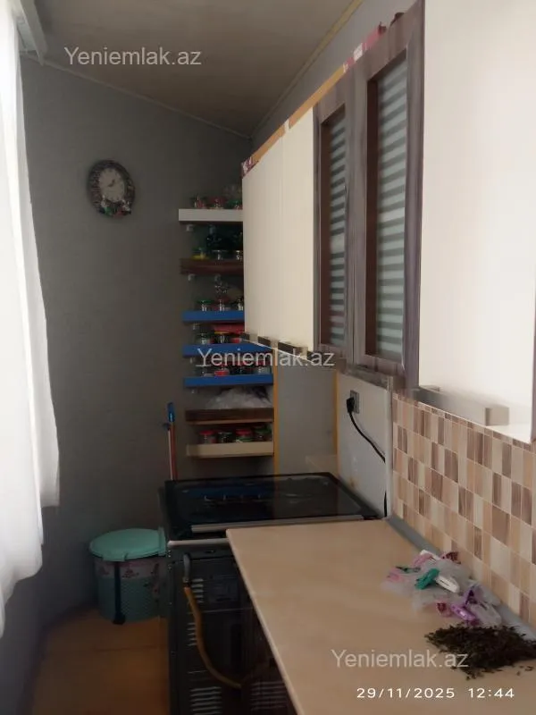 Satılır 4 otaqlı köhnə tikili 88.8 m²