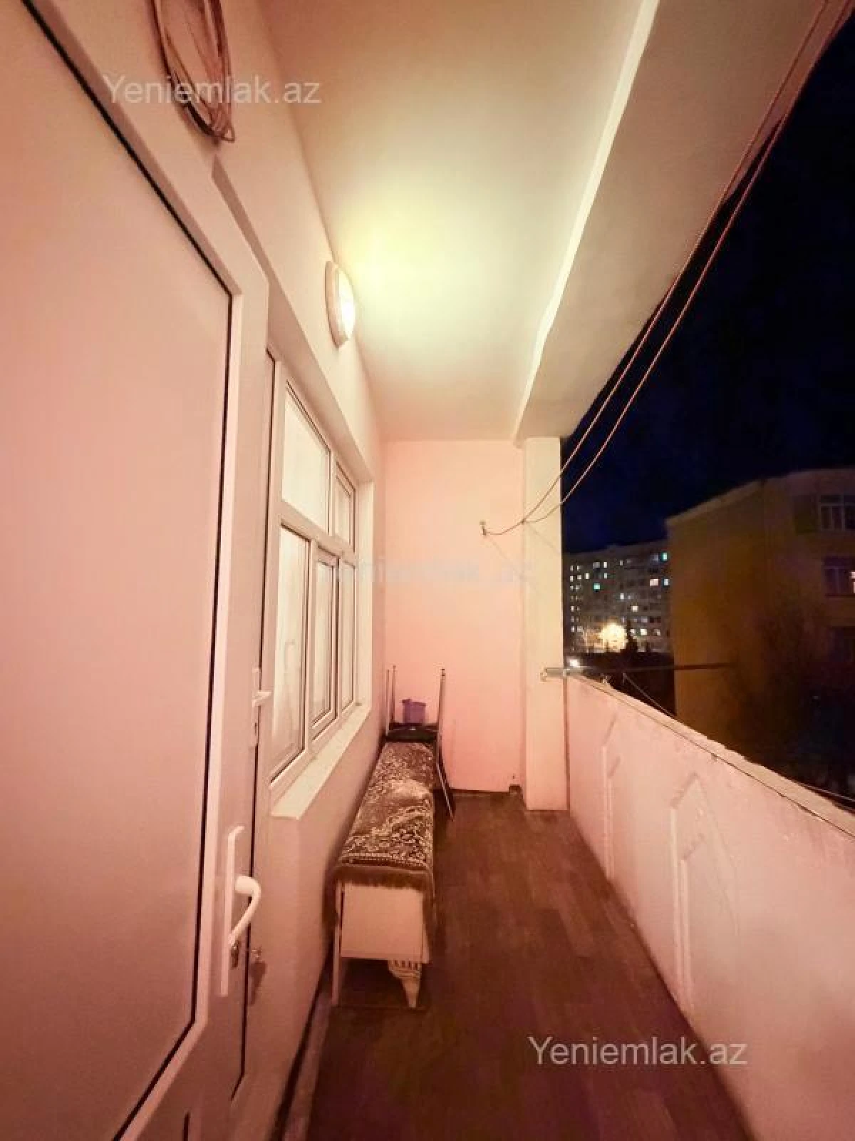 Satılır 2 otaqlı köhnə tikili 58 m²
