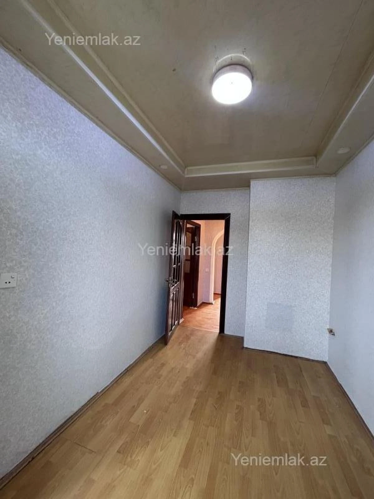 Satılır 3 otaqlı köhnə tikili 78 m²