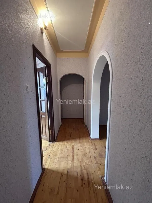 Satılır 3 otaqlı köhnə tikili 78 m²