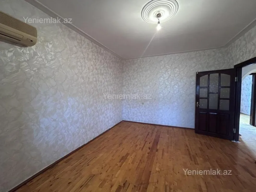 Satılır 3 otaqlı köhnə tikili 78 m²