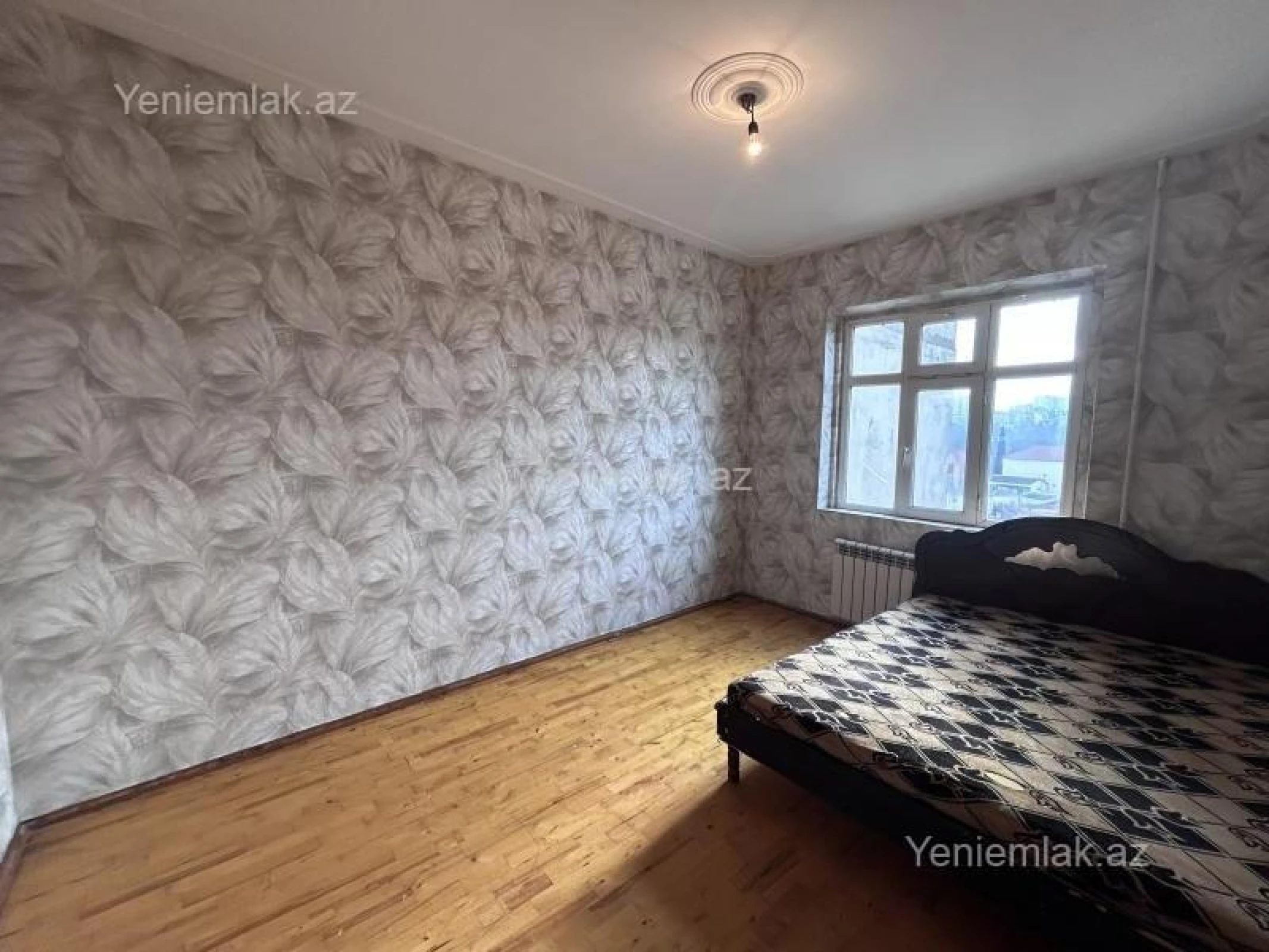 Satılır 3 otaqlı köhnə tikili 78 m²