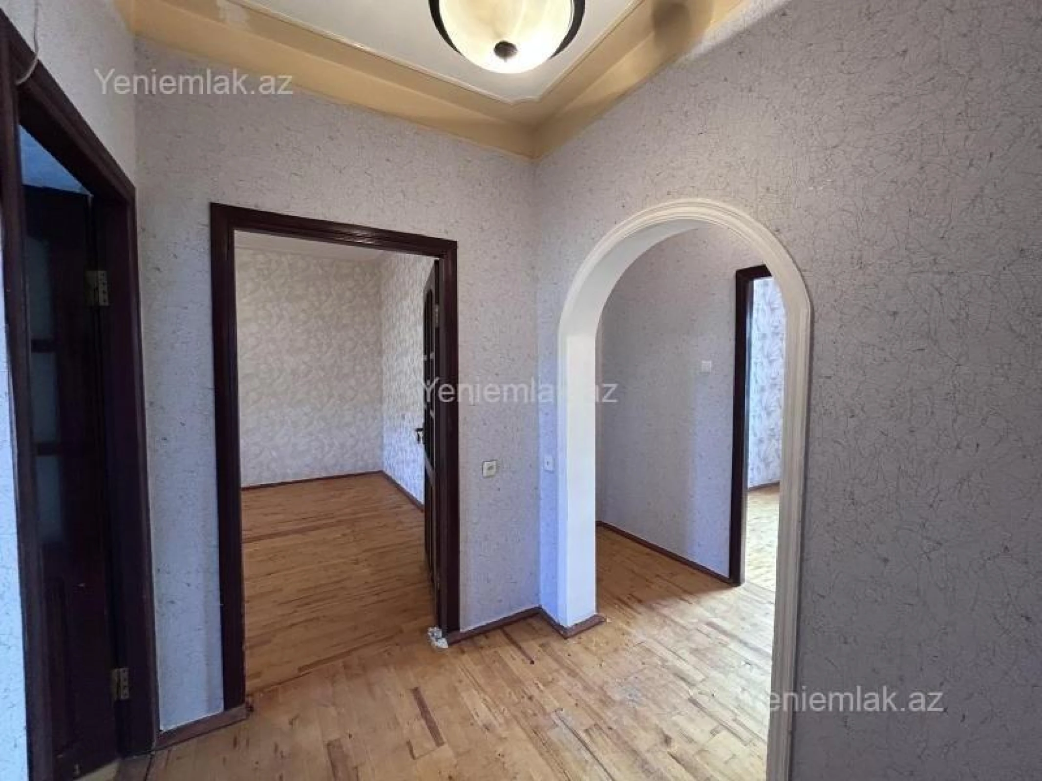 Satılır 3 otaqlı köhnə tikili 78 m²