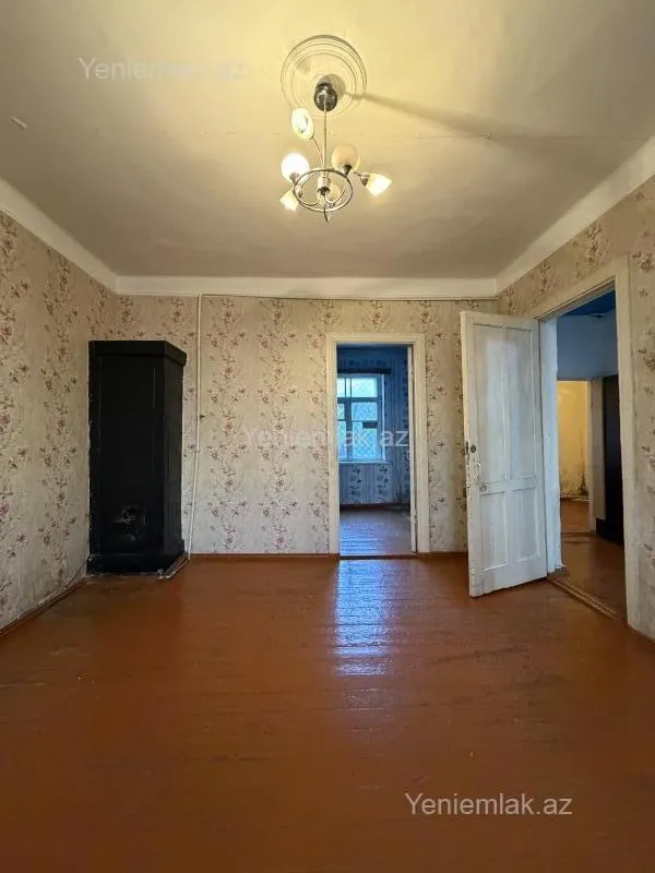 Satılır 3 otaqlı həyət evi 80 m²