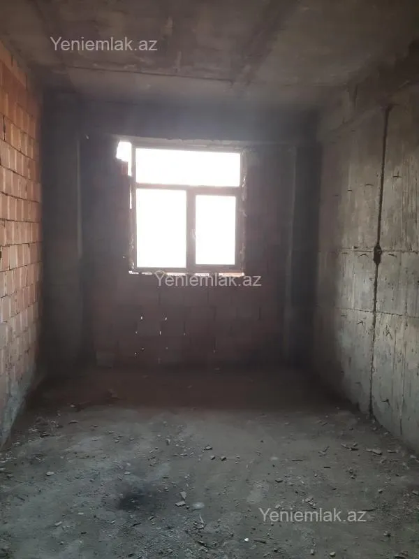 Satılır 2 otaqlı yeni tikili 77.5 m²