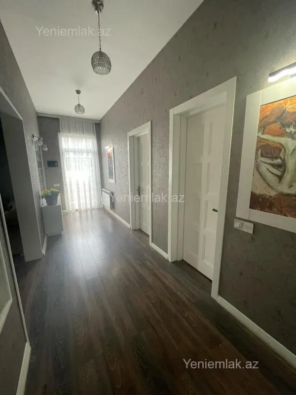 Satılır 4 otaqlı həyət evi 150 m²