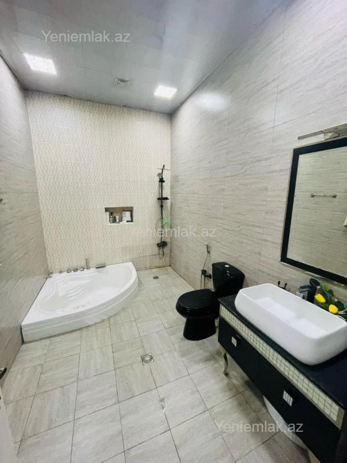 Satılır 4 otaqlı həyət evi 150 m²