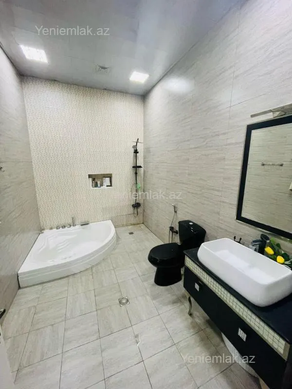 Satılır 4 otaqlı həyət evi 150 m²