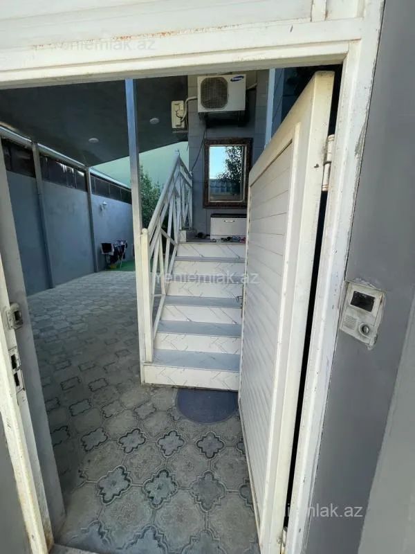 Satılır 4 otaqlı həyət evi 150 m²