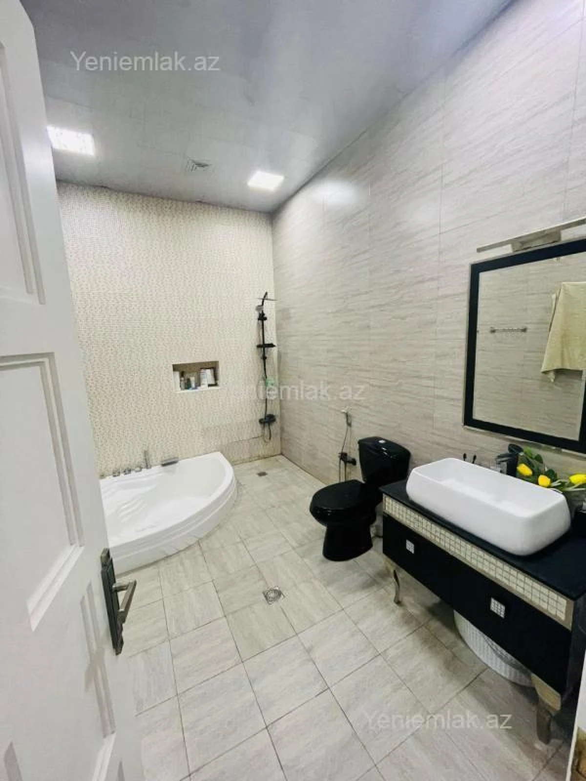 Satılır 4 otaqlı həyət evi 150 m²