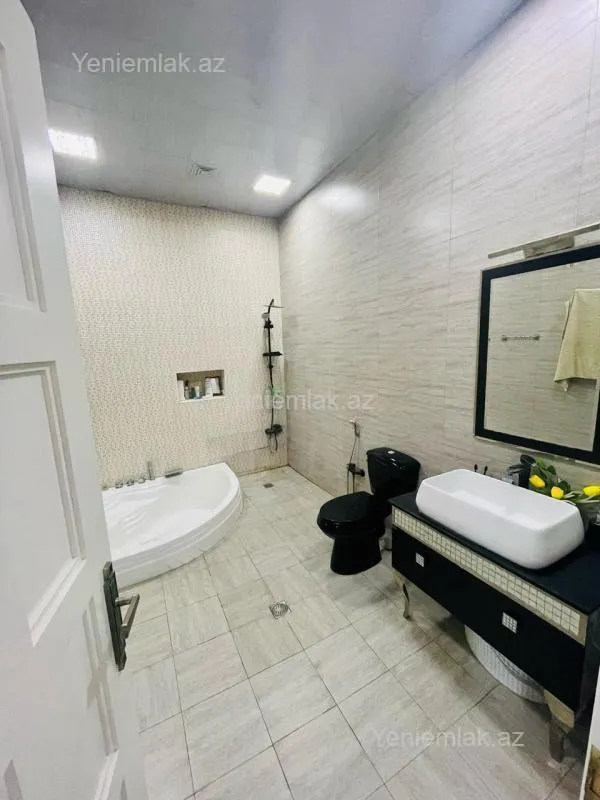 Satılır 4 otaqlı həyət evi 150 m²