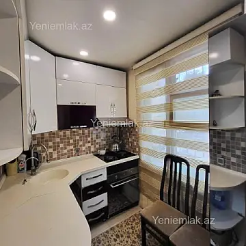 Satılır 2 otaqlı köhnə tikili 50 m² — Bakı, Nizami 2 otaq 50.00 m²