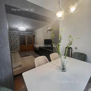 Satılır 2 otaqlı köhnə tikili 50 m²