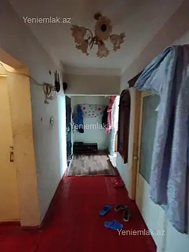 Satılır 4 otaqlı köhnə tikili 90 m²