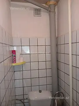 Satılır 3 otaqlı köhnə tikili 70 m²