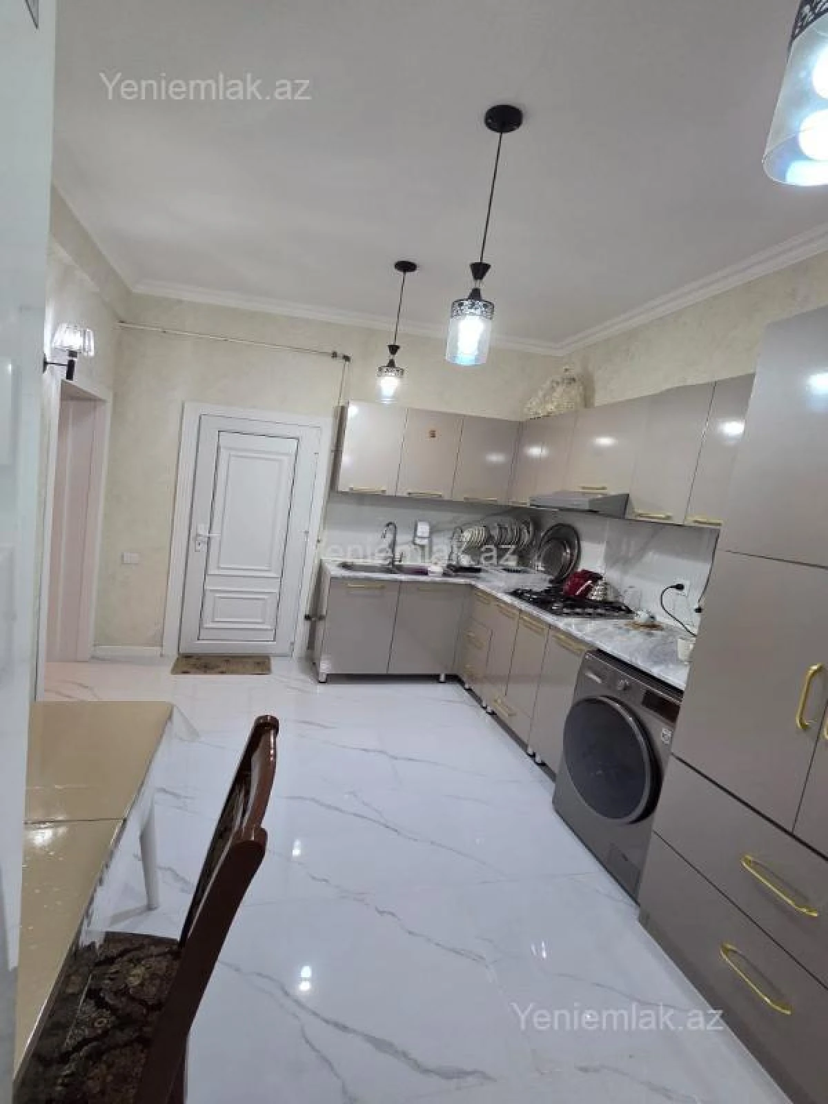 Satılır 2 otaqlı yeni tikili 71 m²