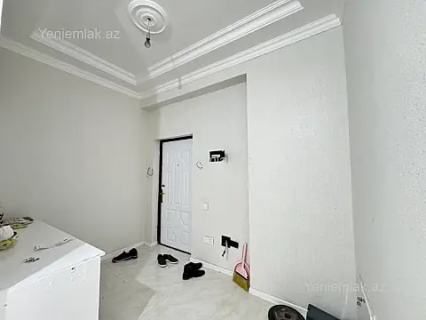 Satılır 2 otaqlı yeni tikili 70 m²
