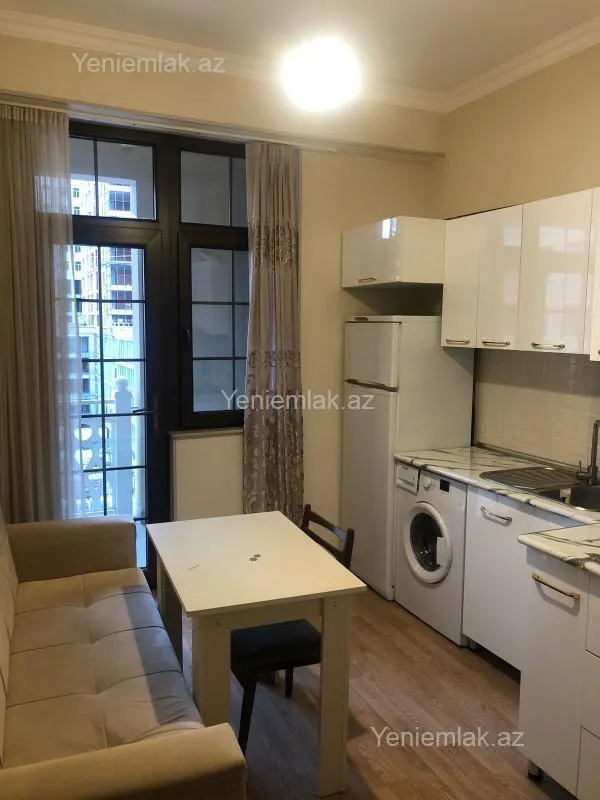 Satılır 1 otaqlı yeni tikili 42 m²