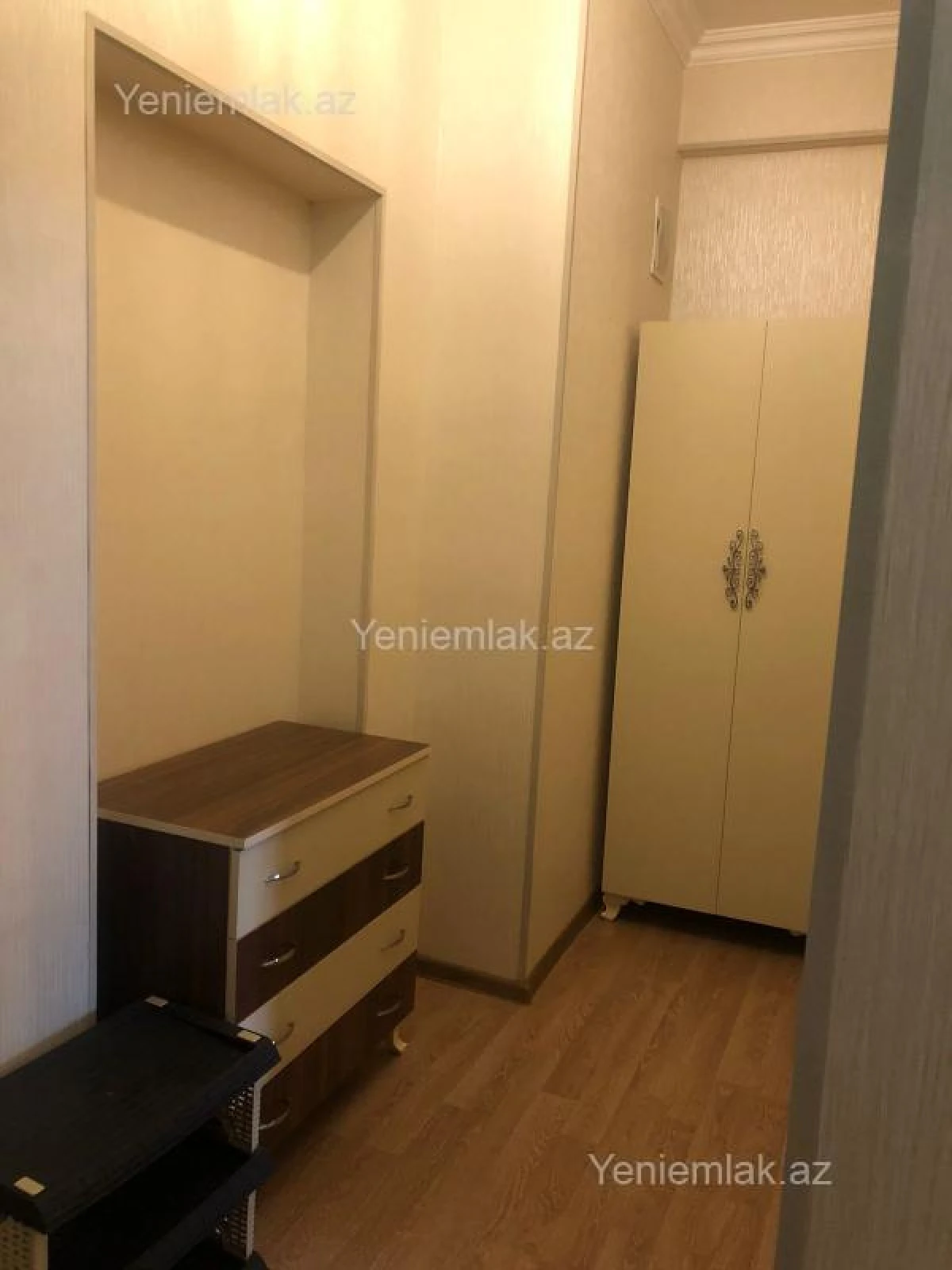 Satılır 1 otaqlı yeni tikili 42 m²