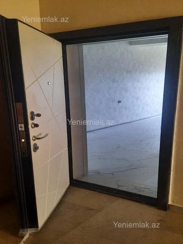 Satılır 3 otaqlı yeni tikili 72 m²