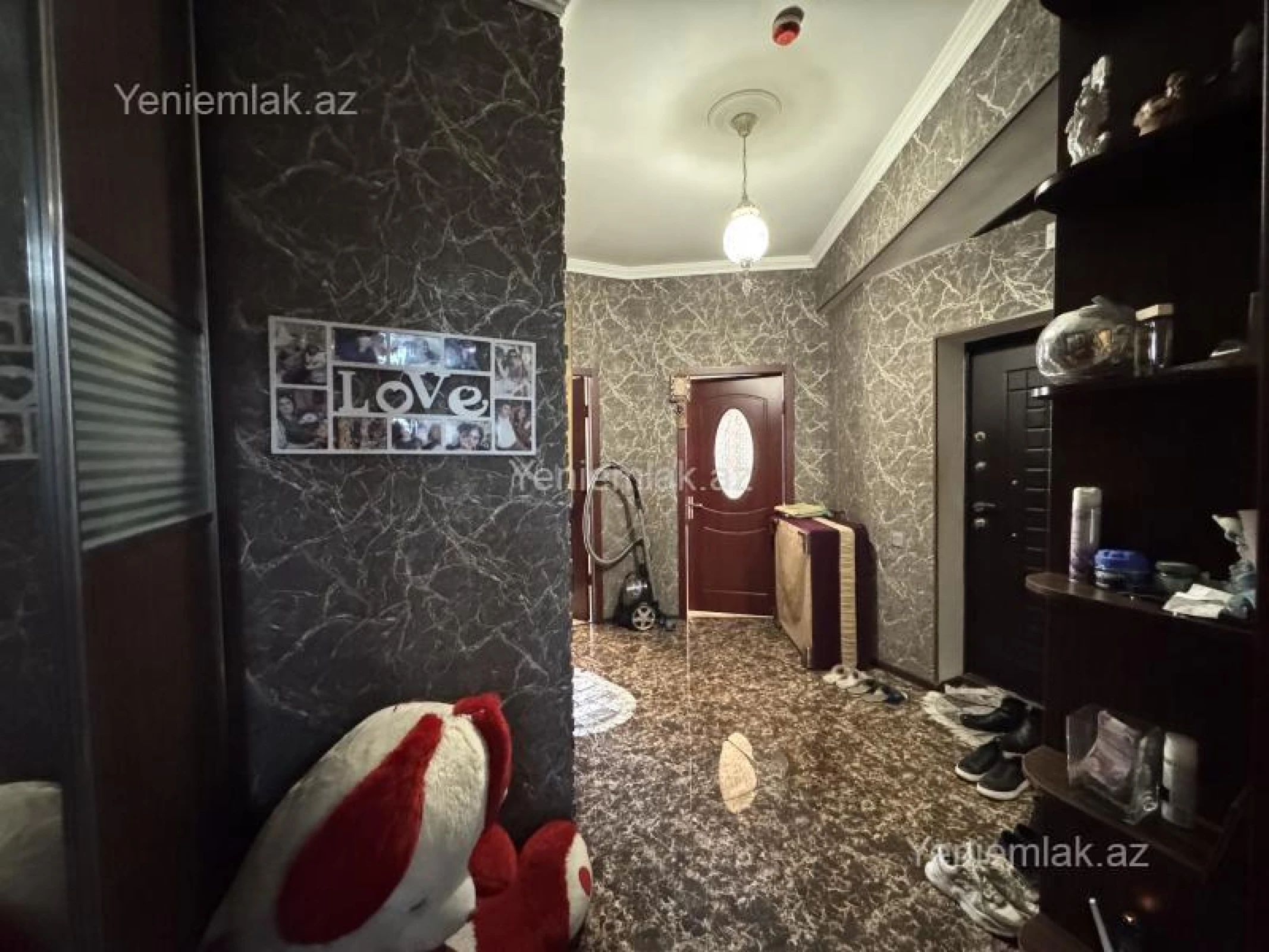 Kirayə verilir 2 otaqlı yeni tikili 79 m²