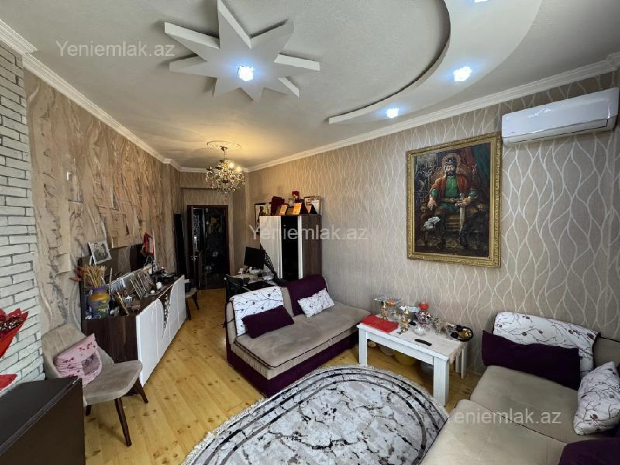 Kirayə verilir 2 otaqlı yeni tikili 79 m²