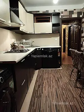 Satılır 3 otaqlı köhnə tikili 85 m²