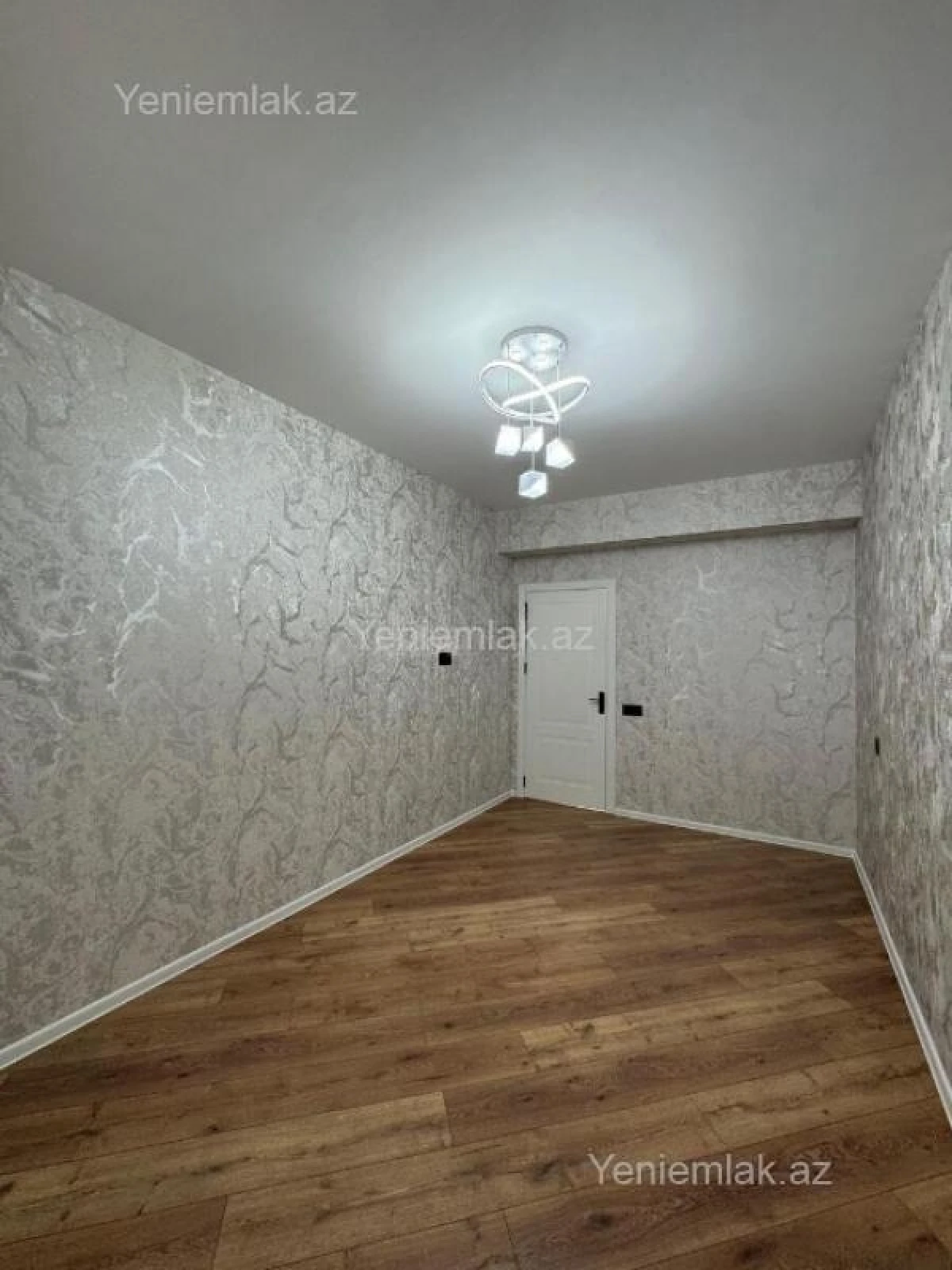 Satılır 4 otaqlı yeni tikili 156 m²