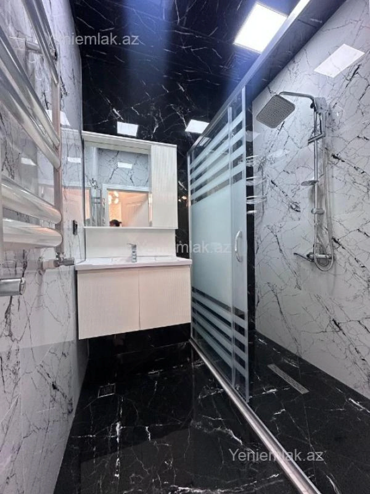Satılır 4 otaqlı yeni tikili 156 m²