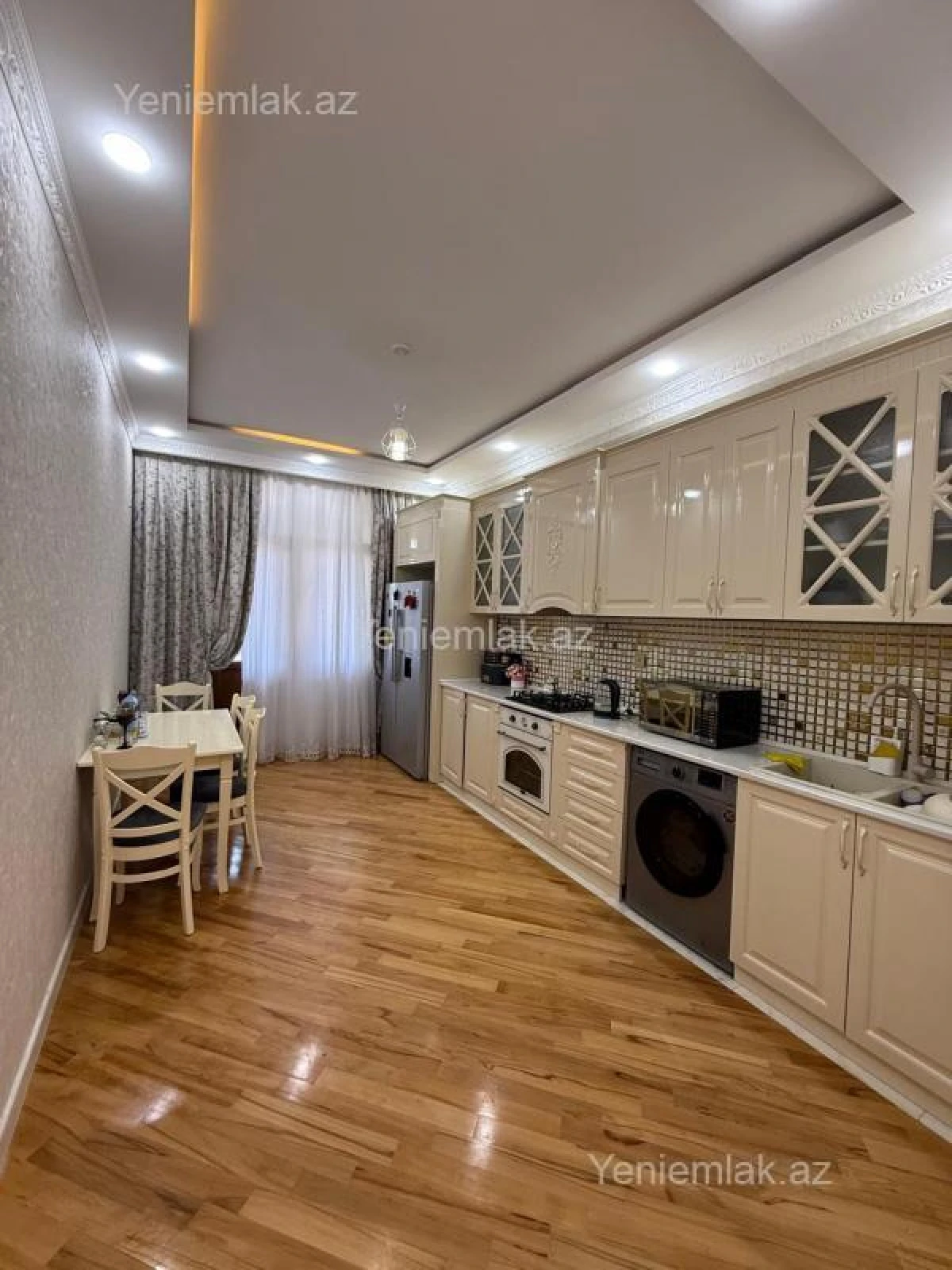 Satılır 4 otaqlı yeni tikili 164 m²