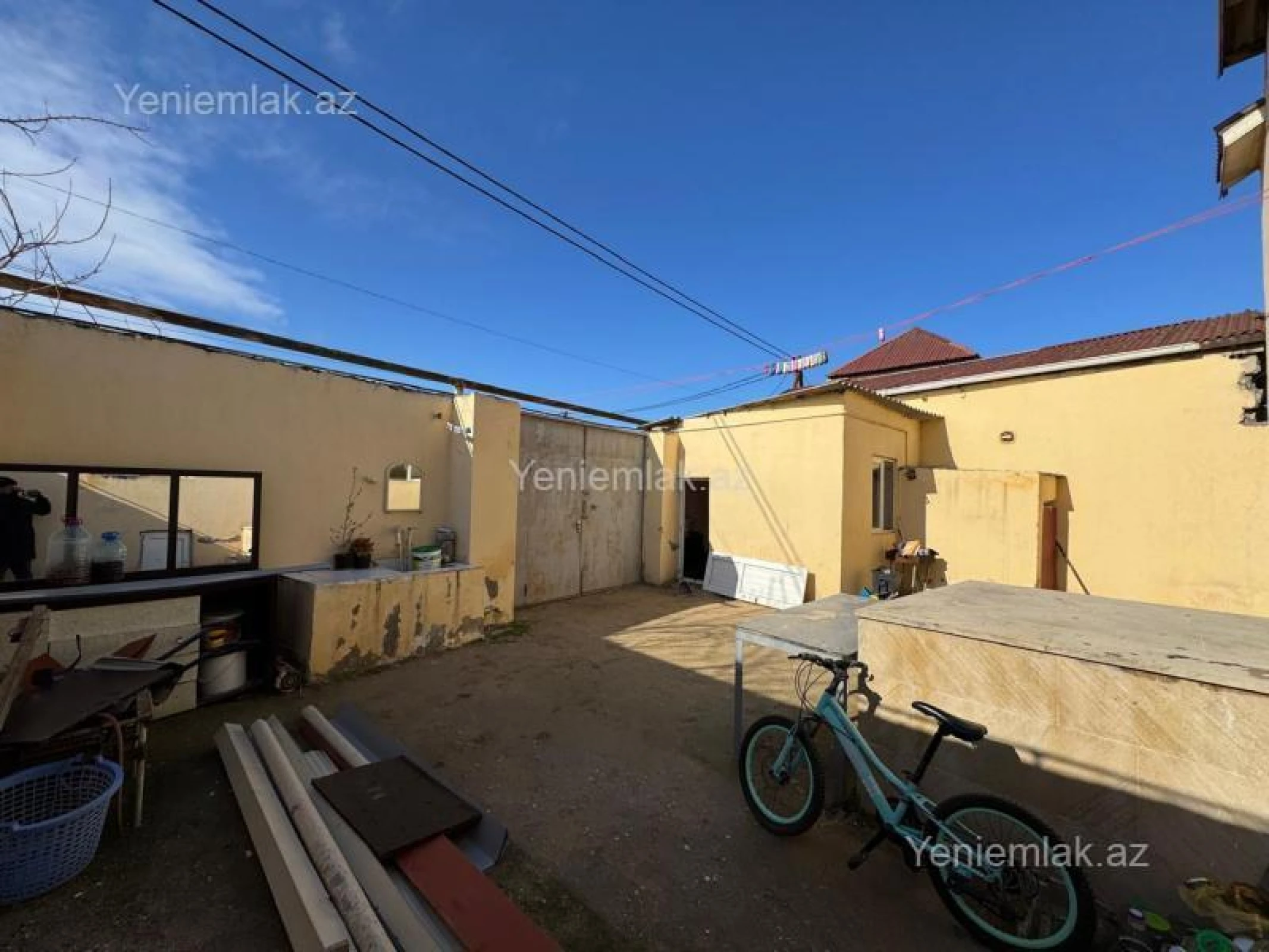 Satılır 2 otaqlı həyət evi 60 m²