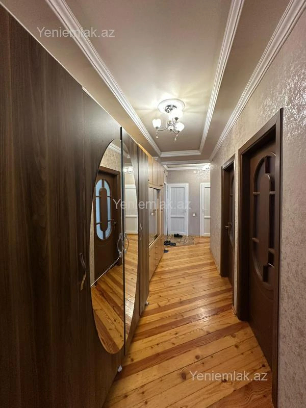 Satılır 3 otaqlı yeni tikili 100 m²