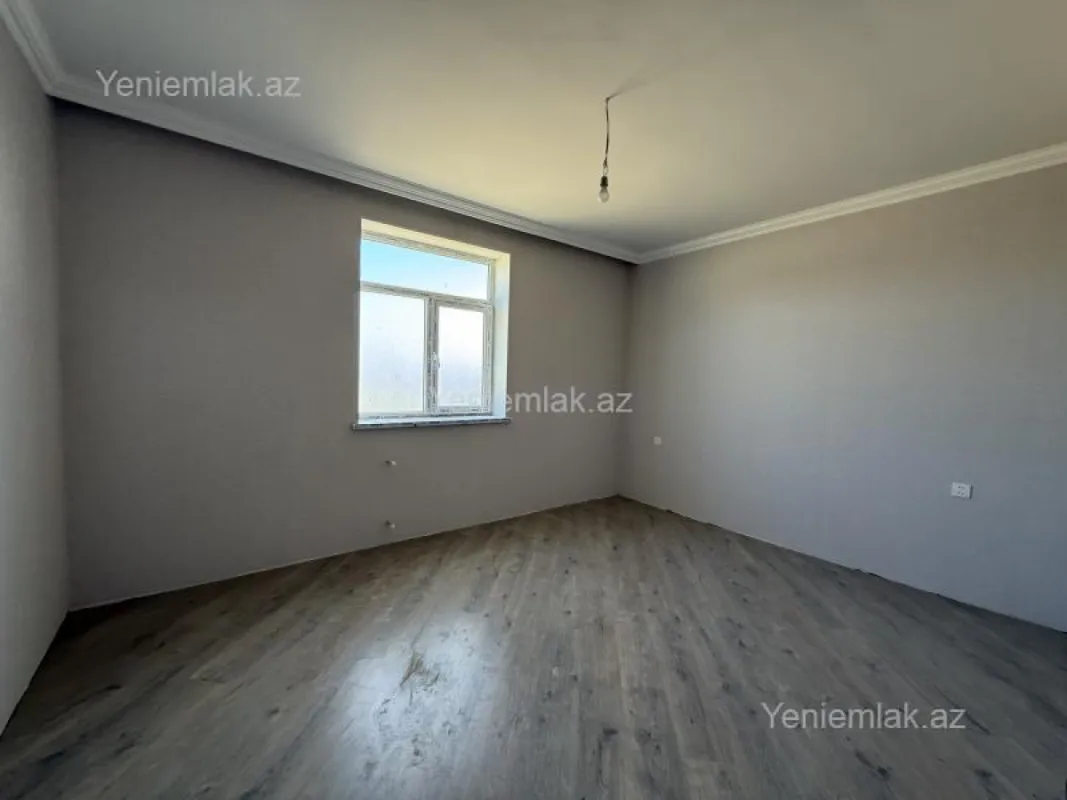 Satılır 4 otaqlı həyət evi 120 m²