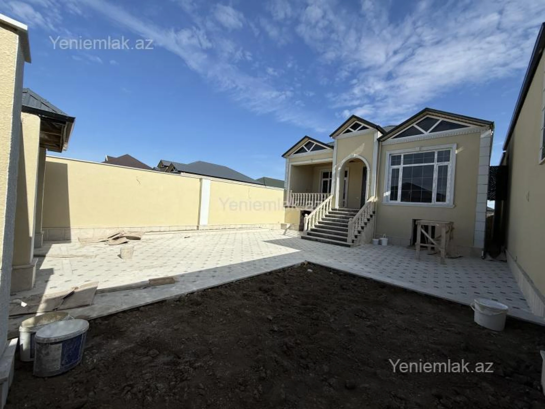 Satılır 4 otaqlı həyət evi 120 m²