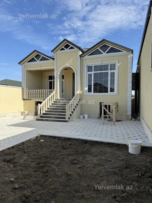 Satılır 4 otaqlı həyət evi 120 m²