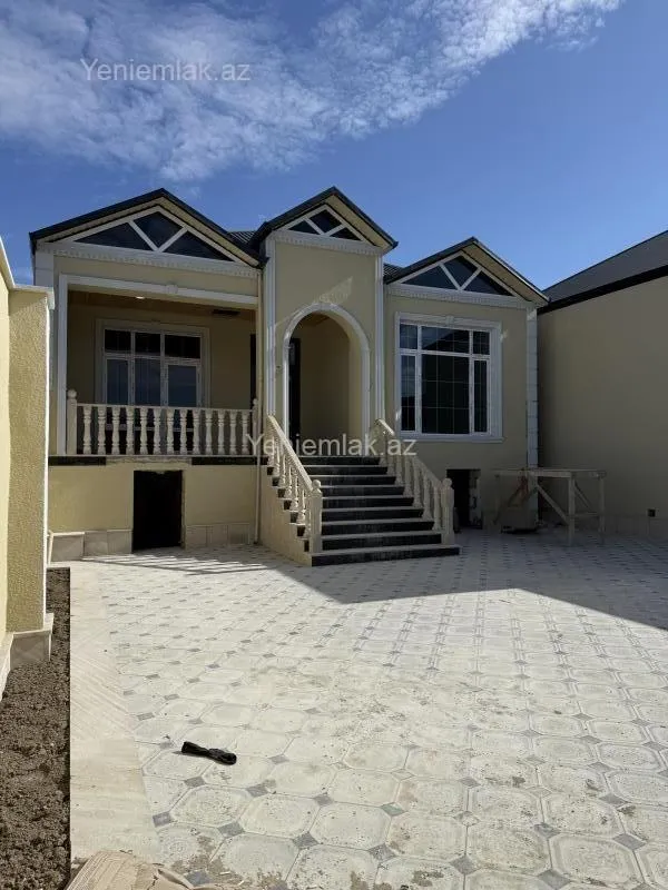 Satılır 4 otaqlı həyət evi 120 m²