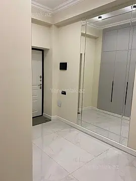Satılır 3 otaqlı yeni tikili 105 m²