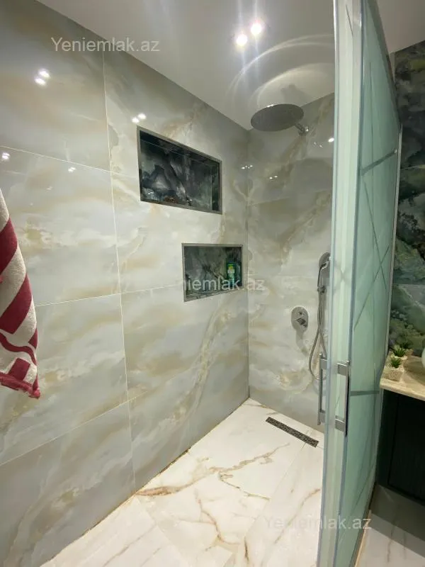 Satılır 3 otaqlı yeni tikili 105 m²