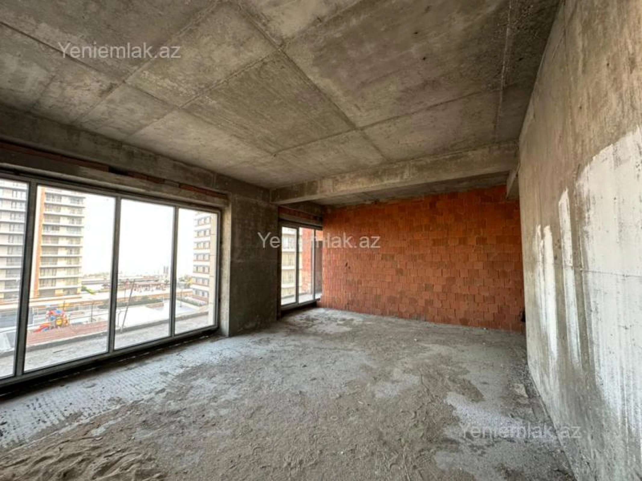 Satılır 3 otaqlı yeni tikili 157 m²