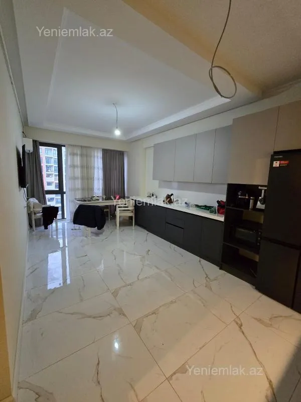 Satılır 3 otaqlı yeni tikili 70 m²