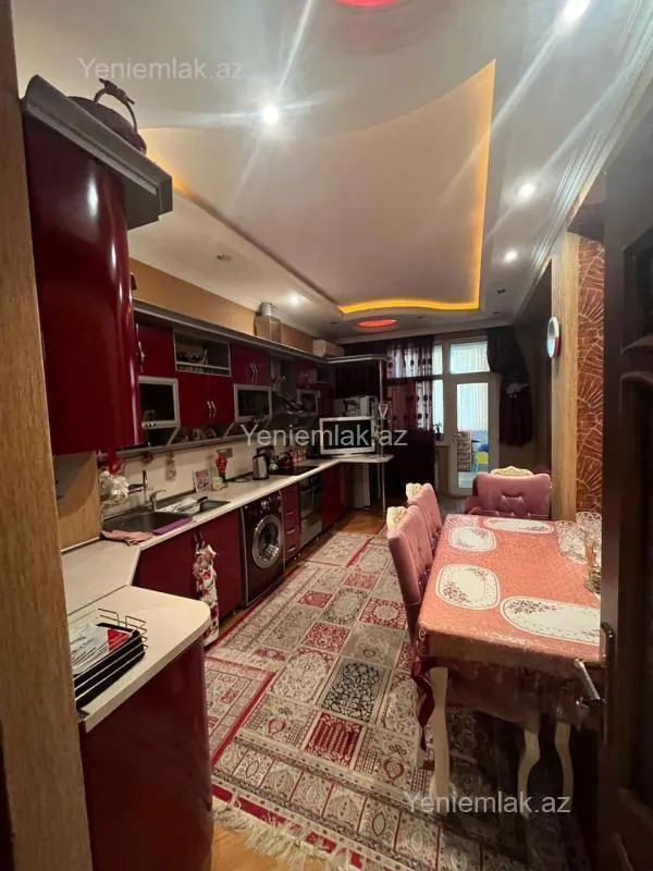 Satılır 4 otaqlı yeni tikili 205 m²